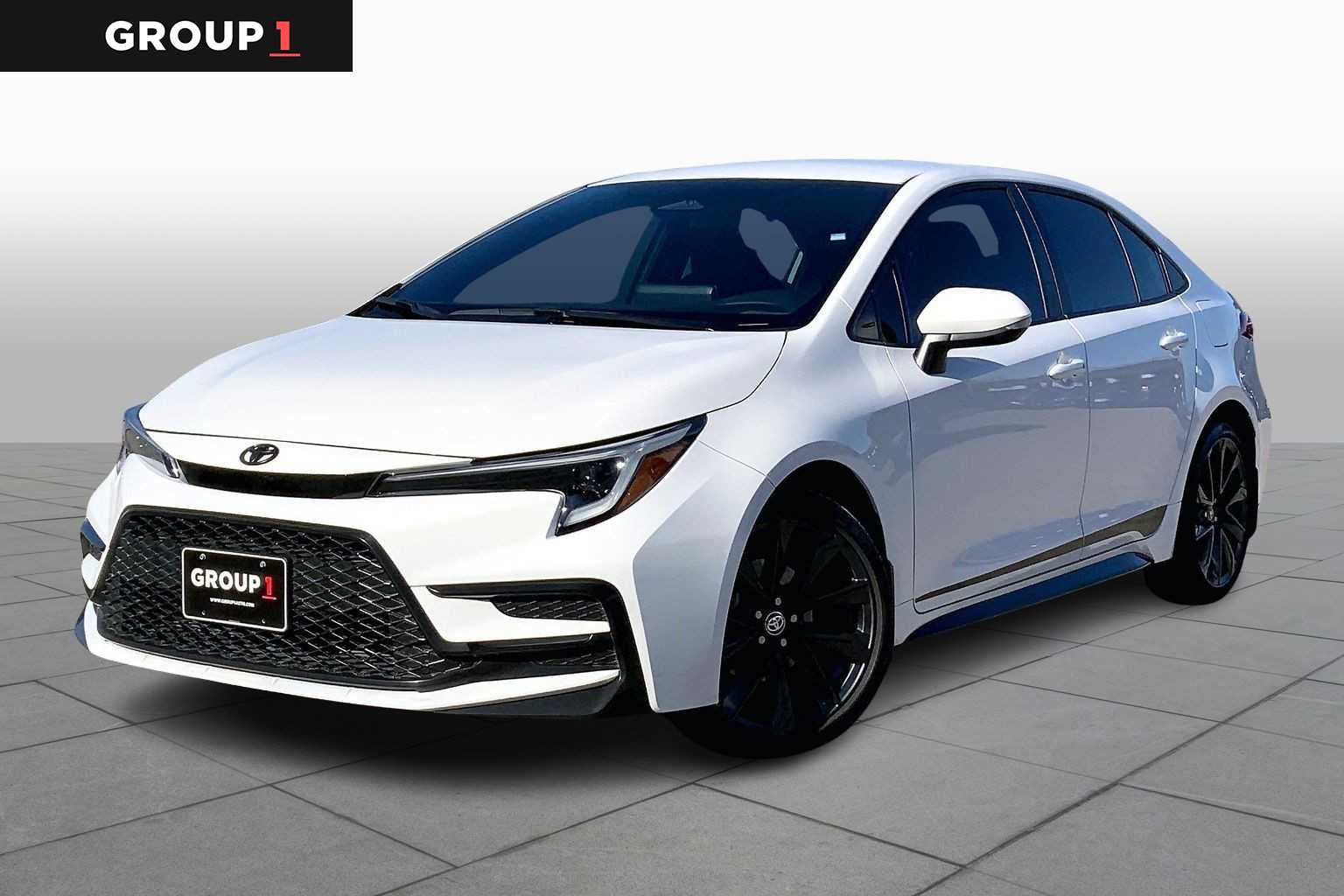 2024 Toyota Corolla SE's photo