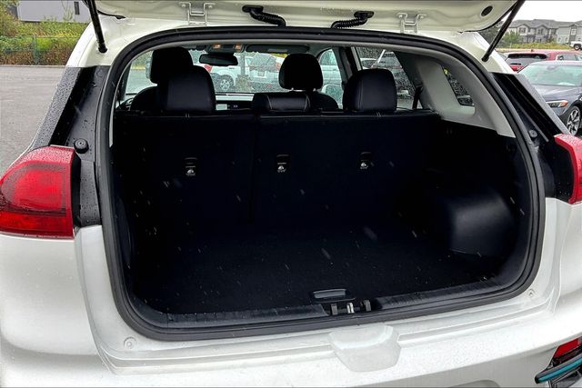 2022 Kia Niro EV EX photo 23