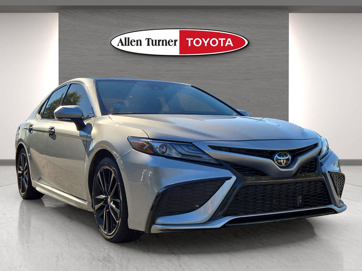 2023 Toyota Camry XSE photo 2