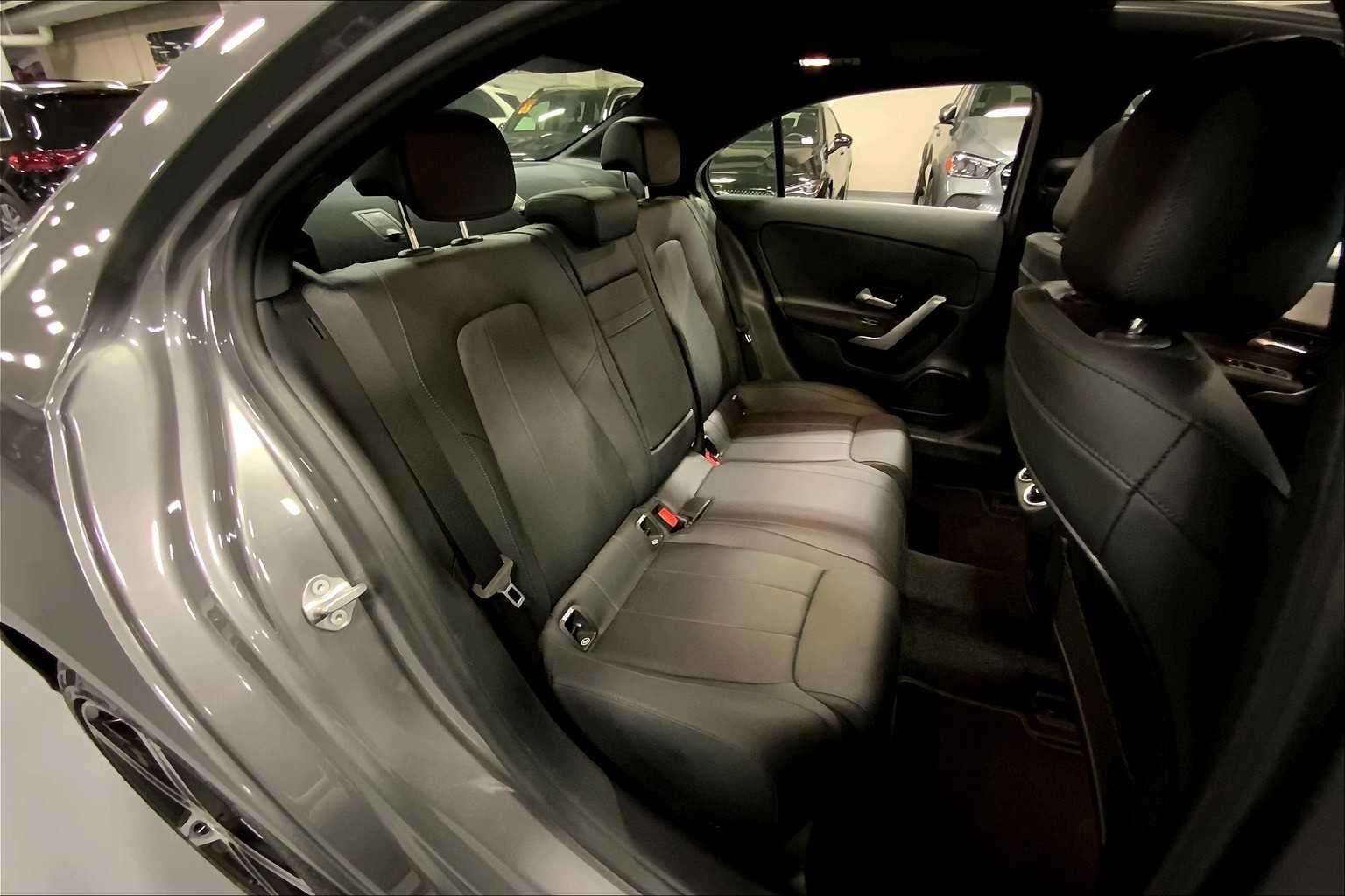 2021 Mercedes Benz A 220 photo 17