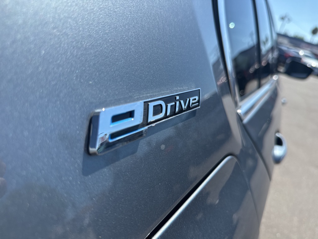 2018 Bmw 530e xDrive Sedan photo 5