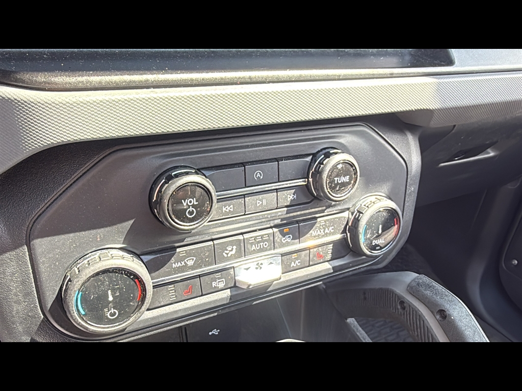 2022 Ford Bronco Base Big Bend Black Diamond Outer Banks photo 17