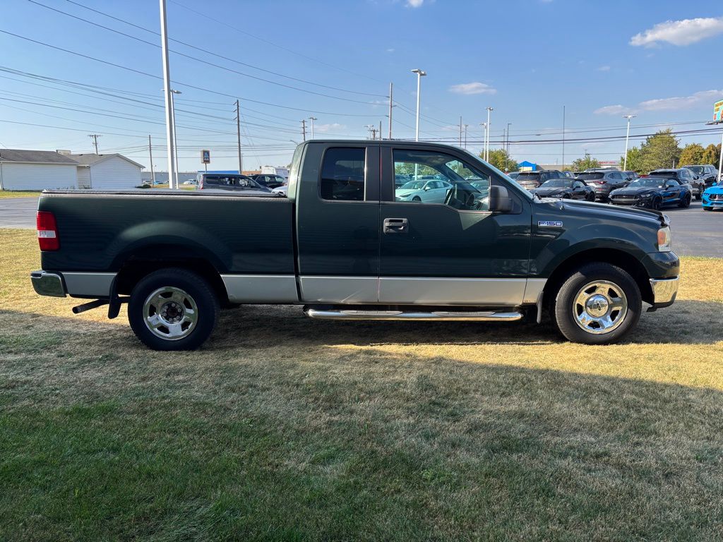 2005 Ford F-150 XLT photo 5