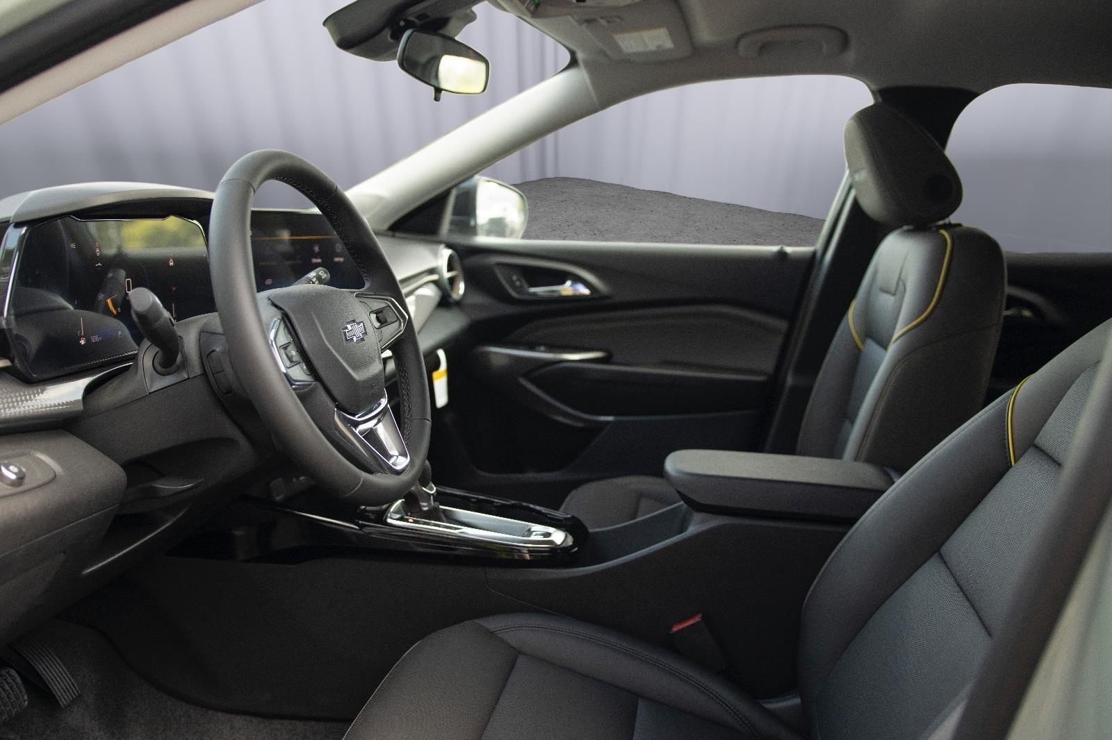 2025 Chevrolet Trax ACTIV photo 12