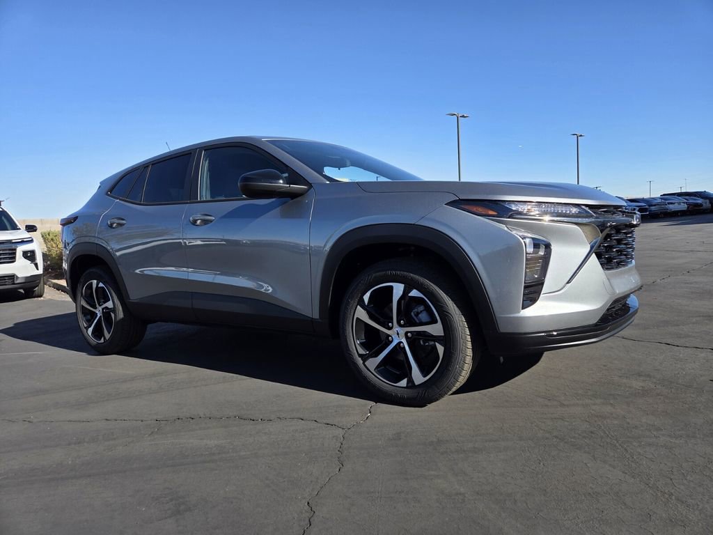 2026 Chevrolet Trax RS's photo