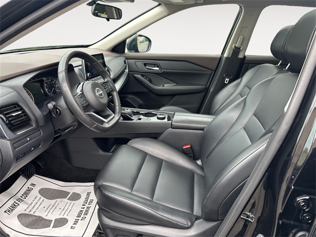 2023 Nissan Rogue SV photo 9