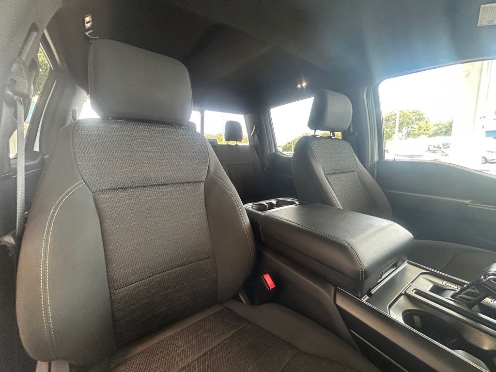 2022 Ford F-150 XLT photo 26