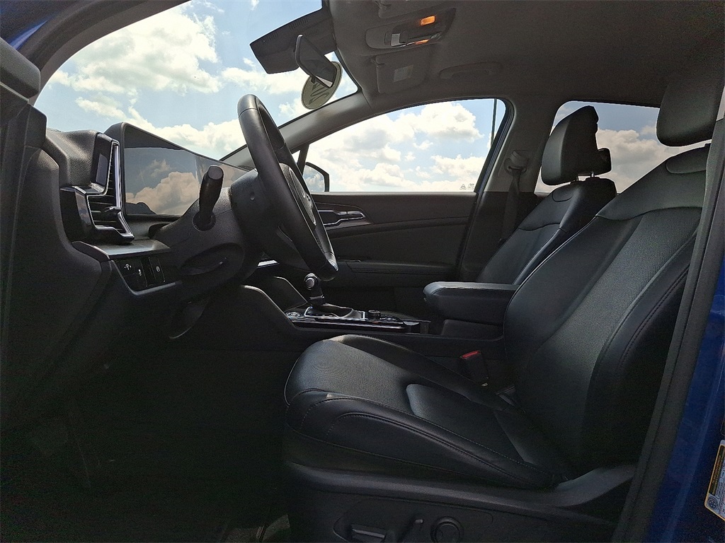 2023 Kia Sportage EX photo 13