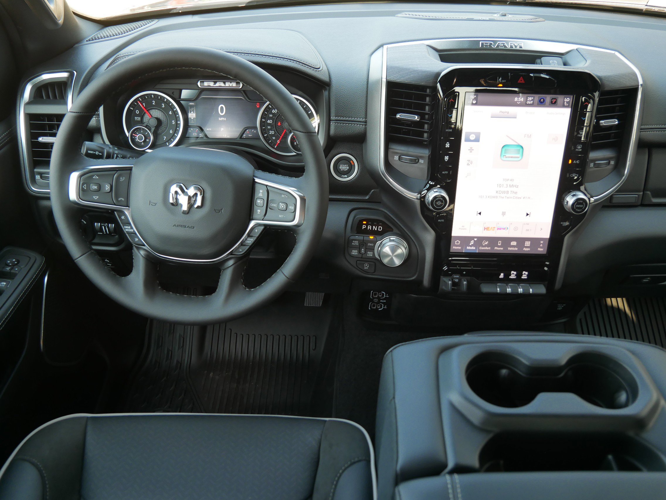 2025 Ram 1500 Laramie photo 11