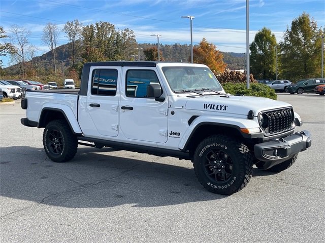 2024 Jeep Gladiator Willys photo 4