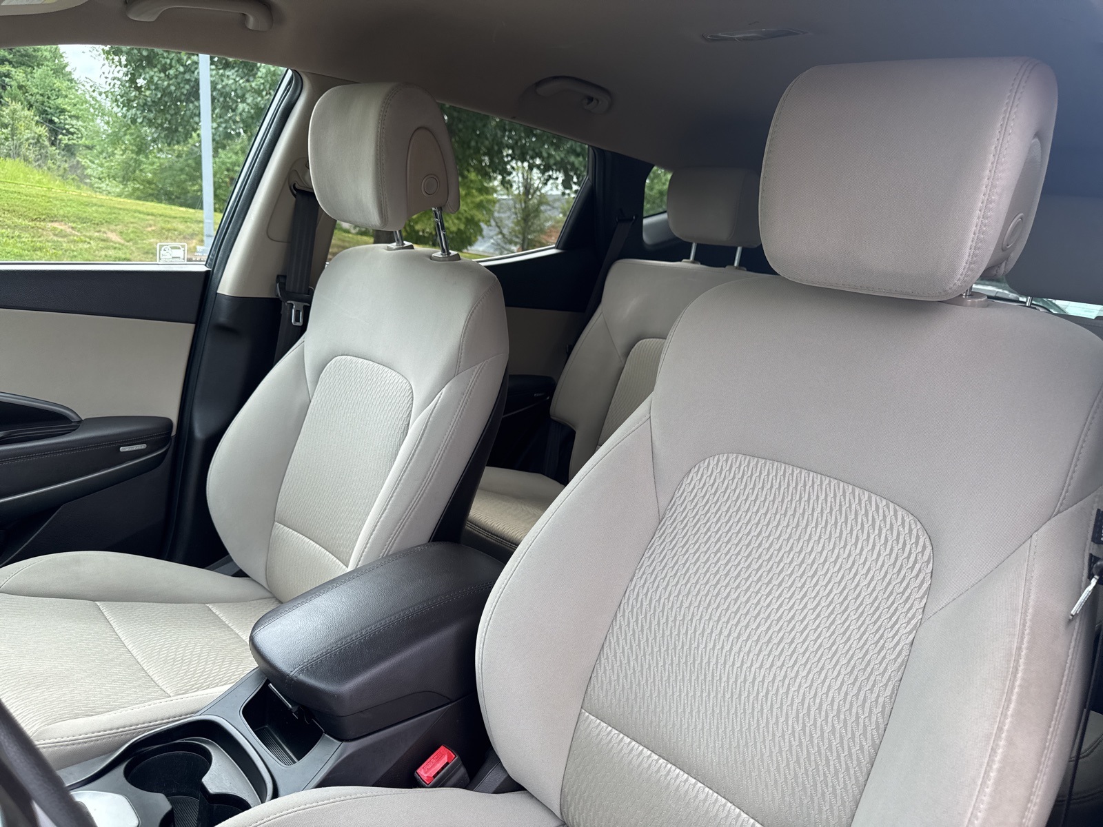 2017 Hyundai Santa Fe Sport Base photo 3