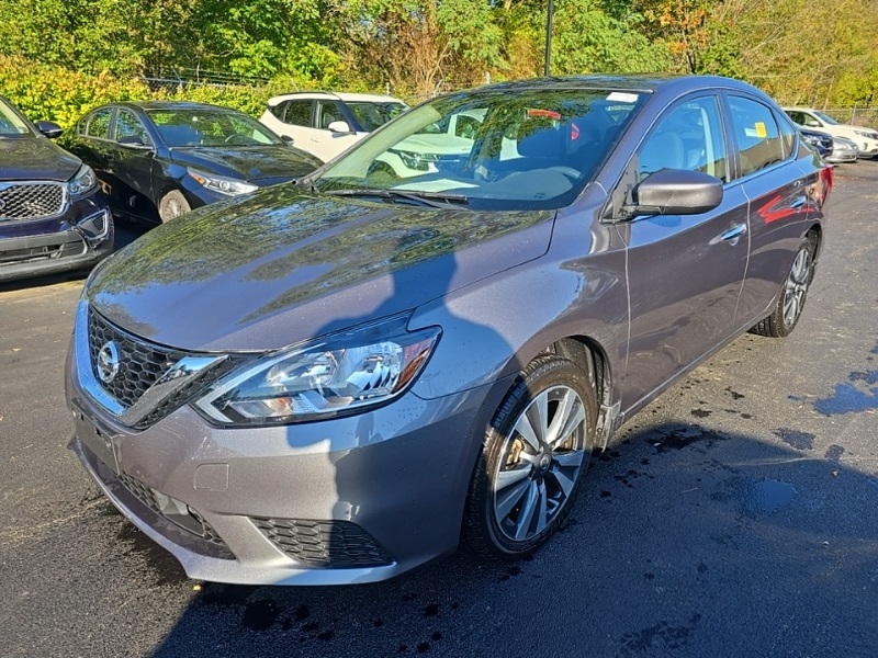 2019 Nissan Sentra SV photo 3