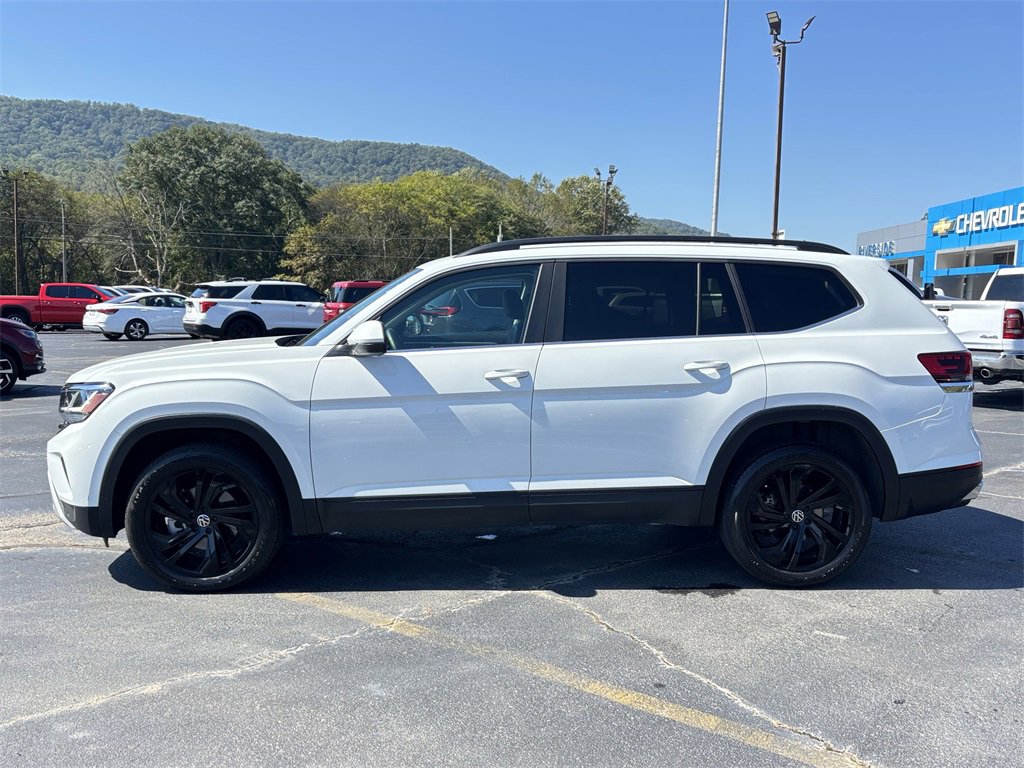 2023 Volkswagen Atlas SE Technology photo 3