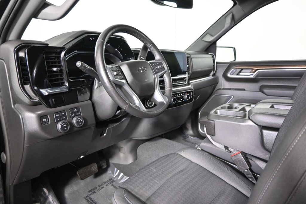 2022 Chevrolet Silverado 1500 RST photo 21