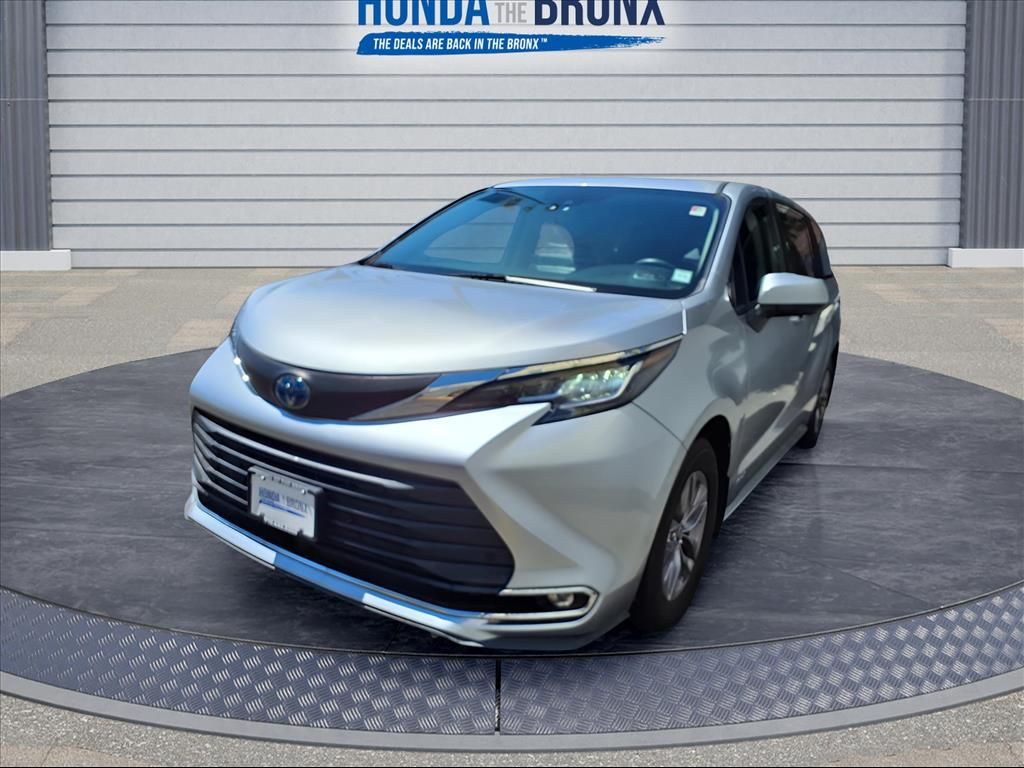 2021 Toyota Sienna