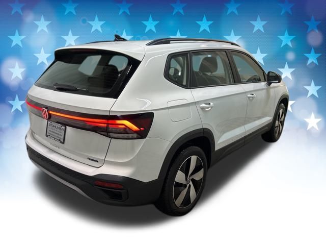2025 Volkswagen Taos S photo 3