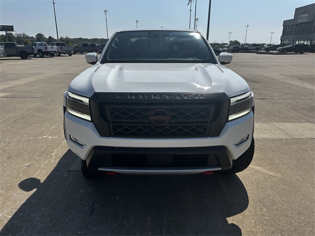 2024 Nissan Frontier PRO-4X photo 3