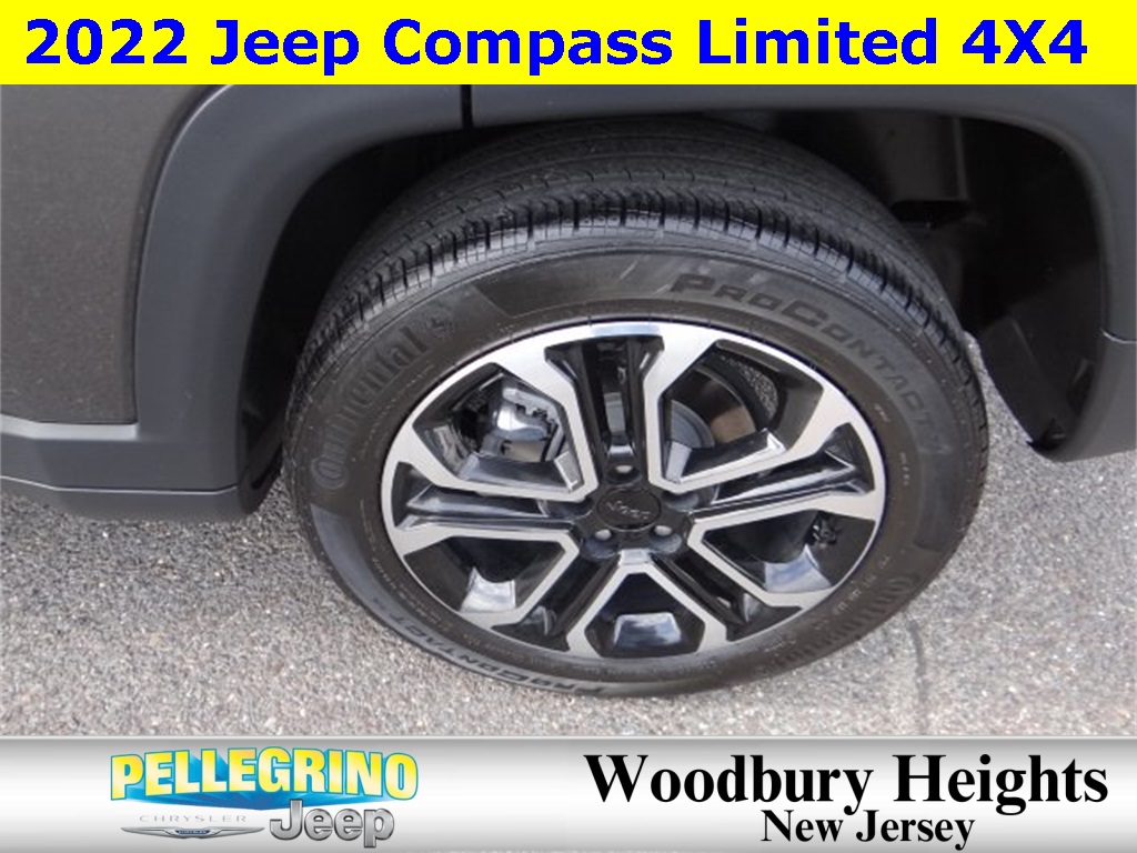 2022 Jeep Compass Limited photo 7