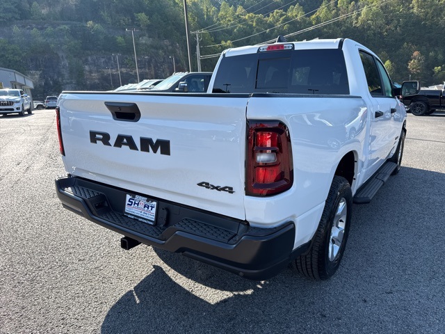 2025 Ram 1500 Tradesman photo 2