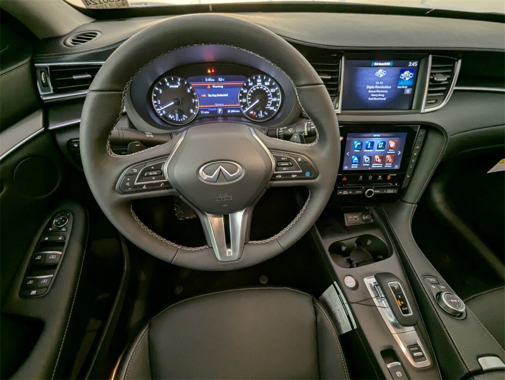 2025 Infiniti QX50 Luxe AWD photo 8
