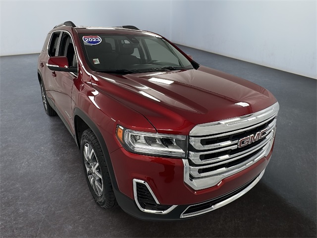 2023 GMC Acadia SLE's photo