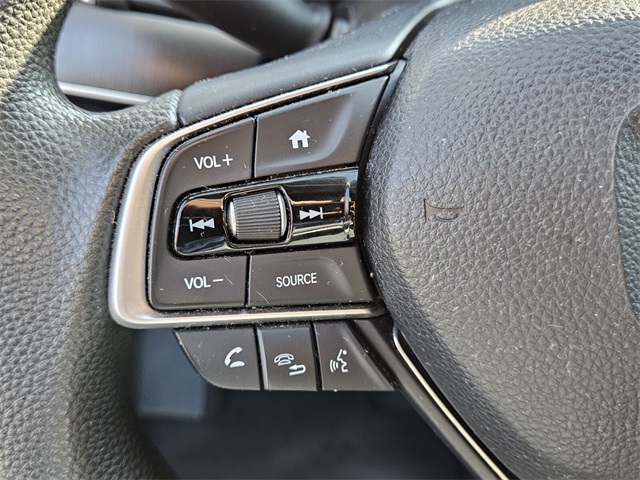 2018 Honda Accord LX photo 18