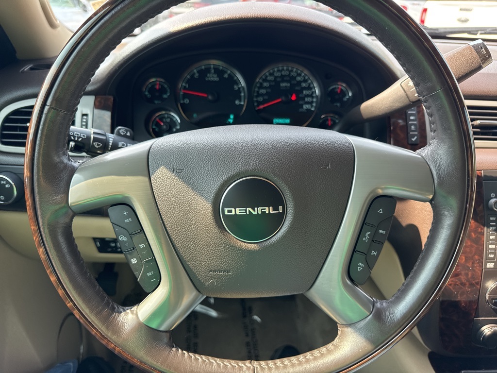 2013 Gmc Yukon Denali photo 19