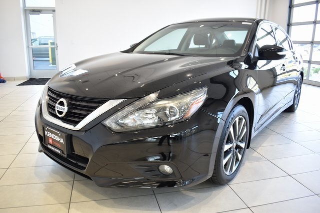 2017 Nissan Altima 2.5 SL photo 4
