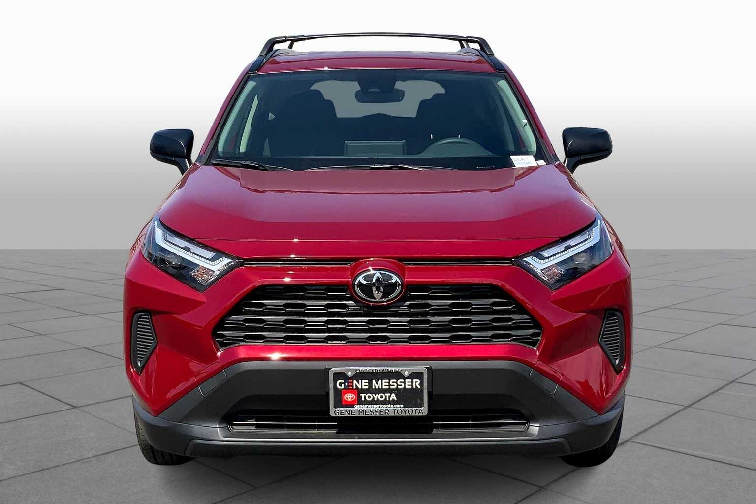 2025 Toyota RAV4 Hybrid LE photo 3