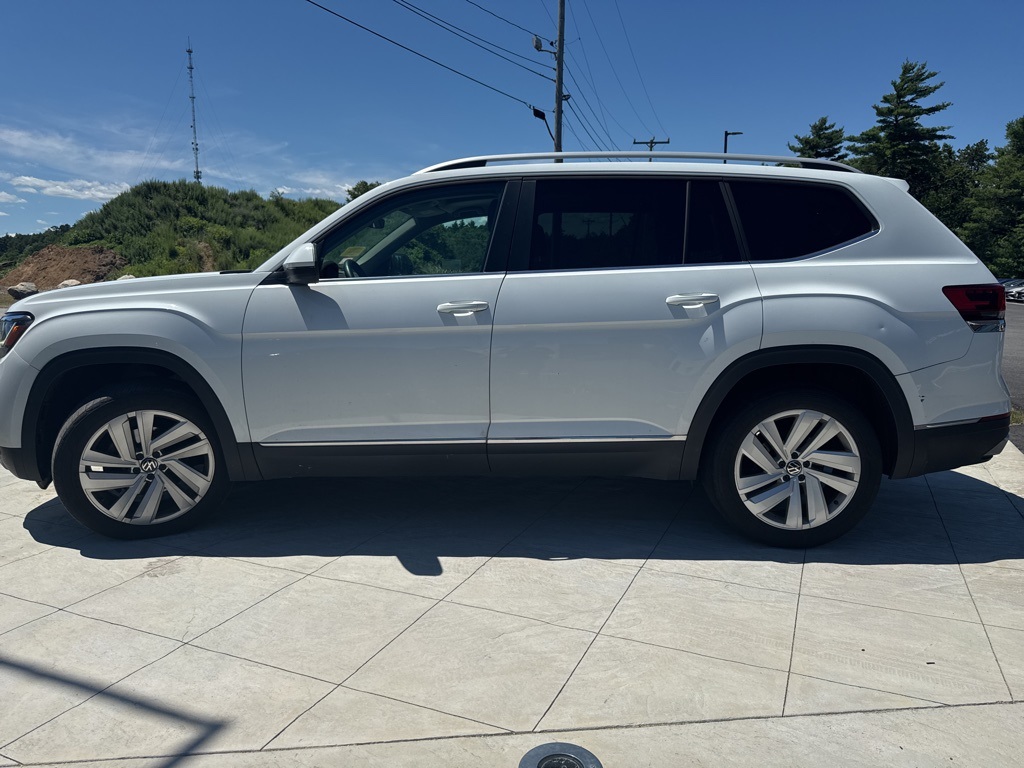 2021 Volkswagen Atlas SEL photo 4