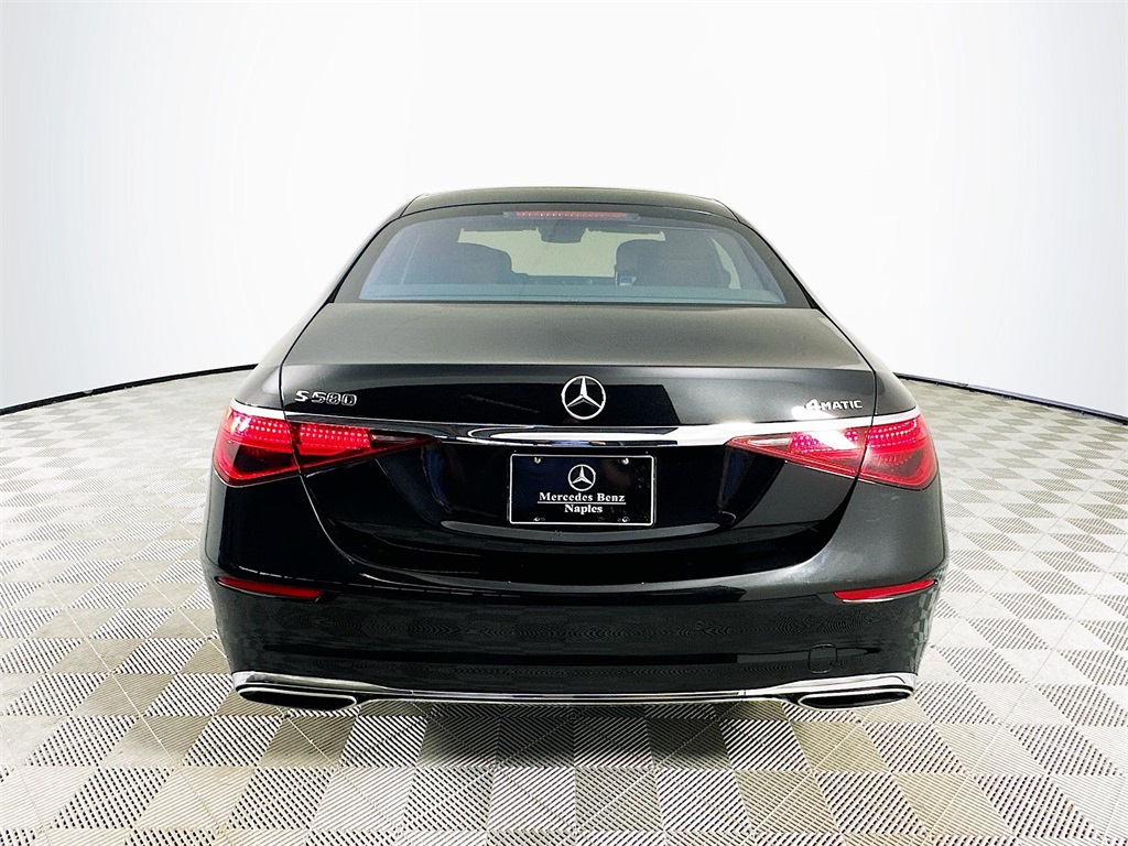 2024 Mercedes Benz S 580 4MATIC photo 4