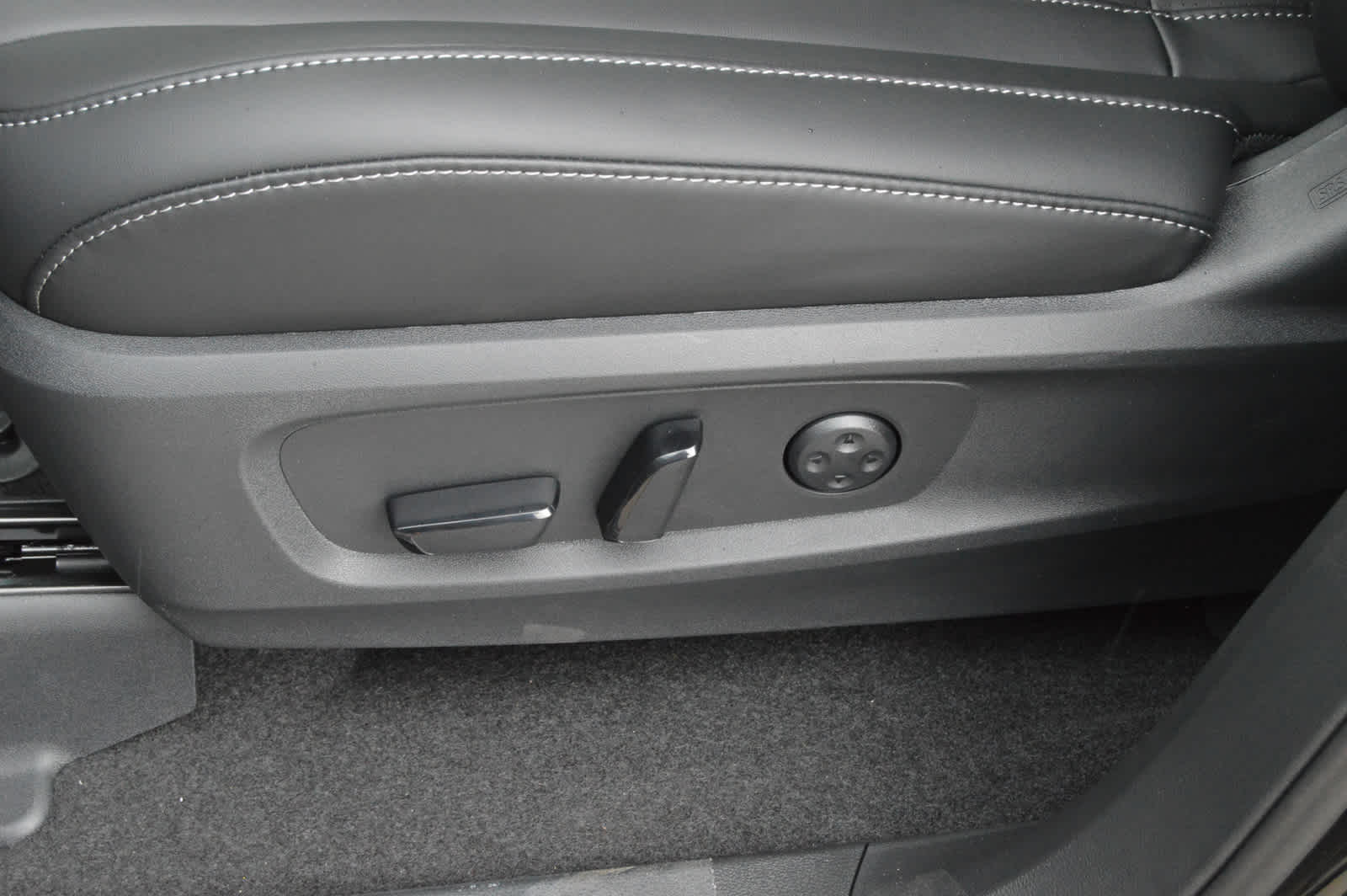 2026 Infiniti QX60 Luxe photo 17