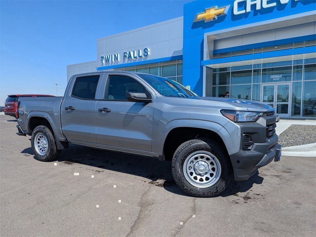2026 Chevrolet Colorado Work Truck's photo