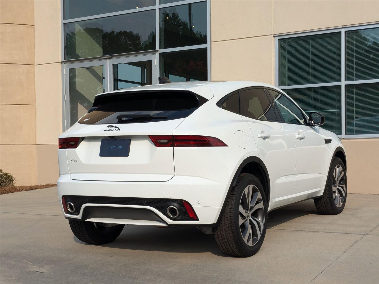 2024 Jaguar E-PACE R-Dynamic SE photo 5