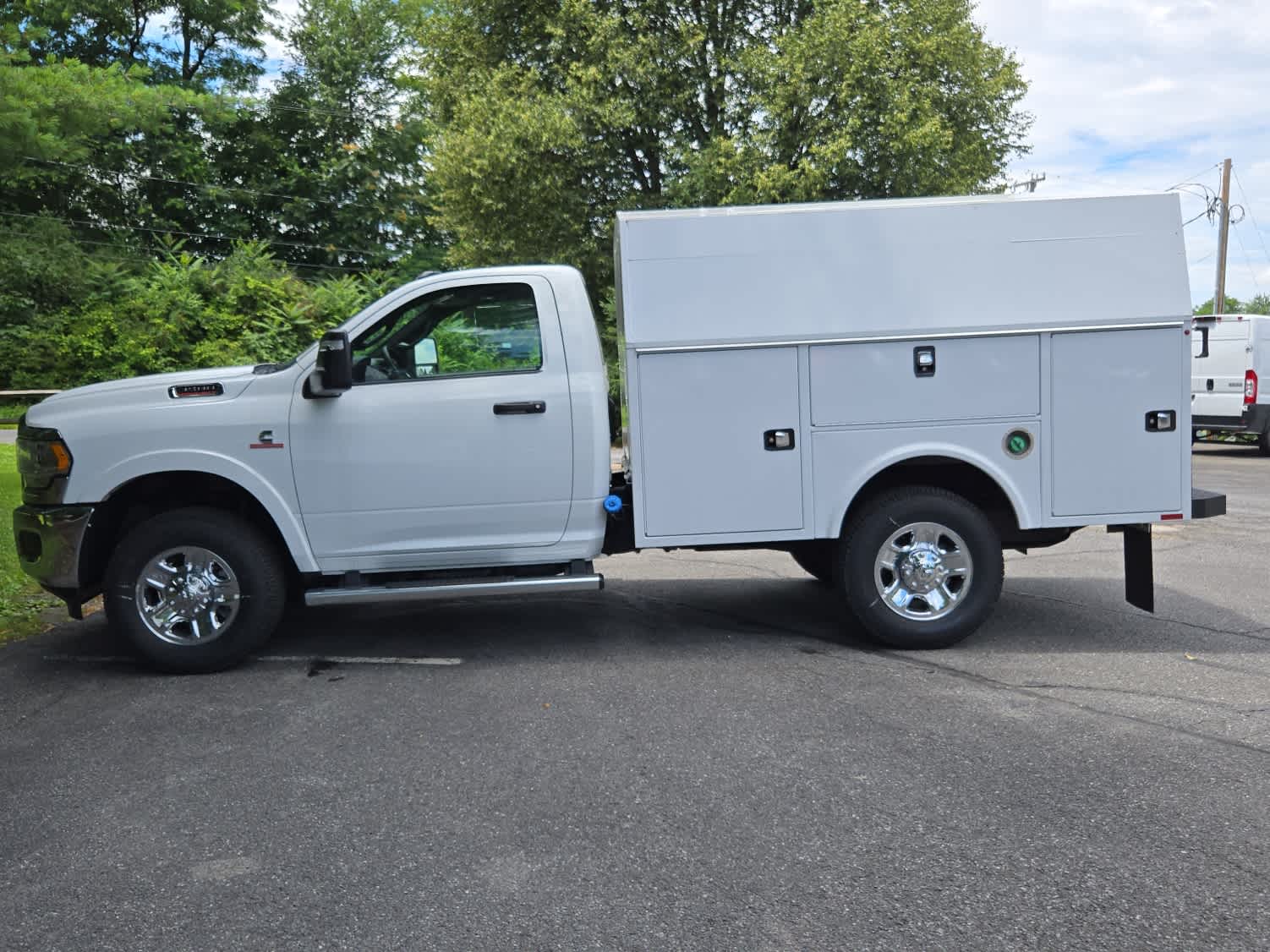 2024 Ram 3500 Tradesman photo 4