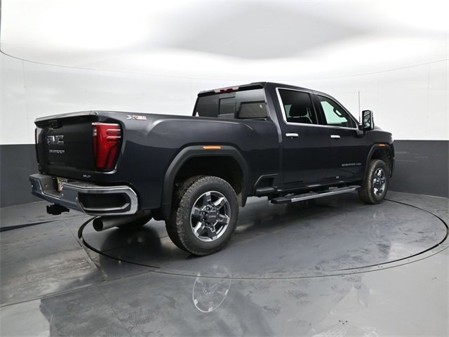2026 Gmc Sierra 2500 HD SLT photo 3