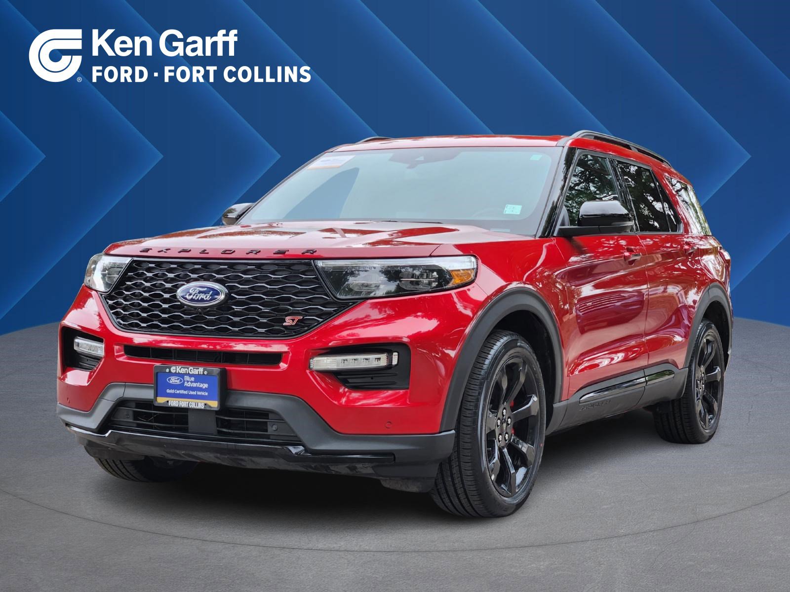 2023 Ford Explorer ST photo 2