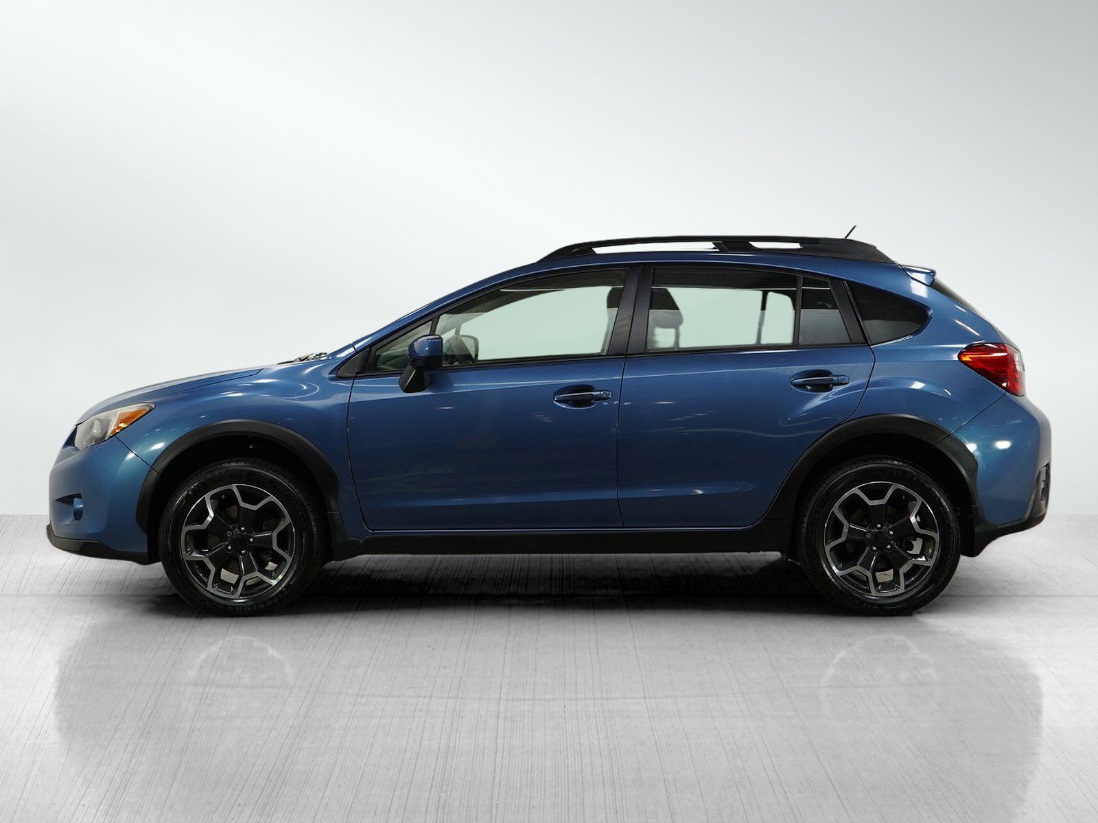 Used 2015 Subaru XV Crosstrek Premium with VIN JF2GPACC1F8271666 for sale in South Saint Paul, Minnesota