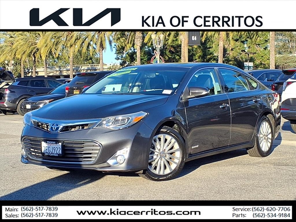 2014 Toyota Avalon XLE Touring Hybrid's photo