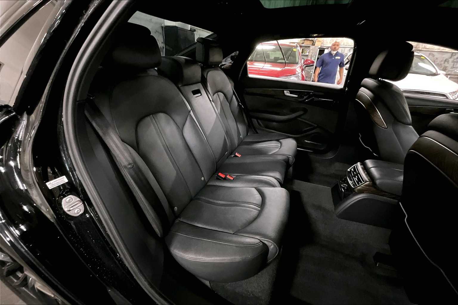 2017 Audi A8 L 3.0T photo 18