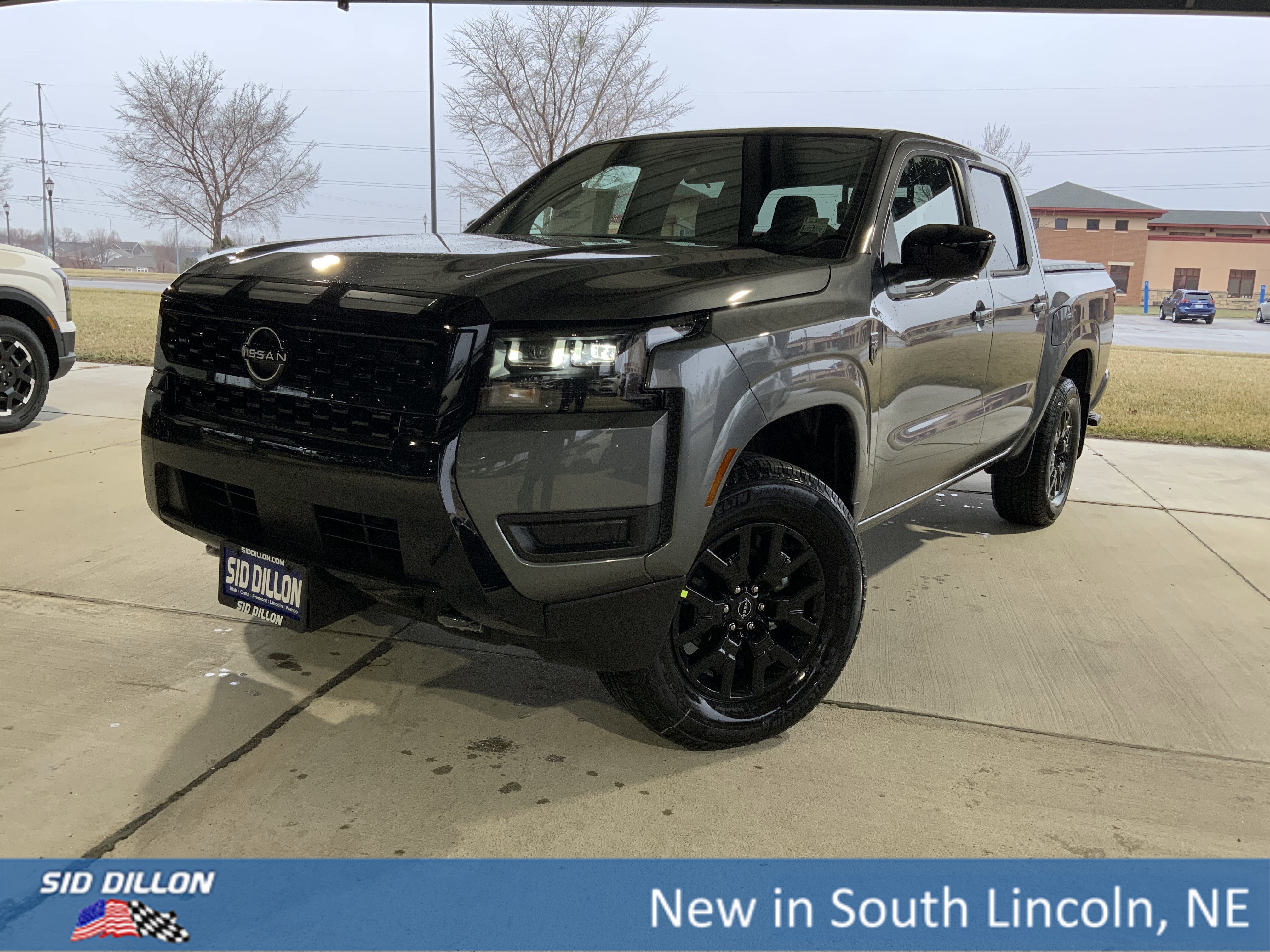 2026 Nissan Frontier SV's photo