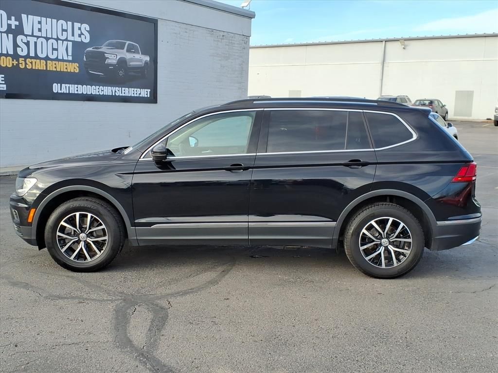 Used 2021 Volkswagen Tiguan SE with VIN 3VV3B7AX1MM037381 for sale in Kansas City