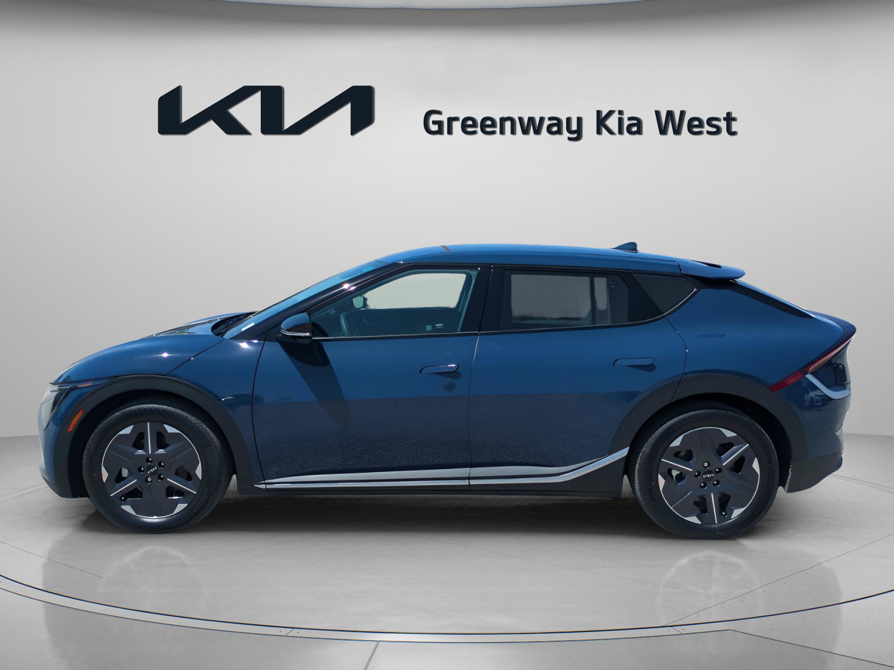 2025 Kia EV6 Light photo 4