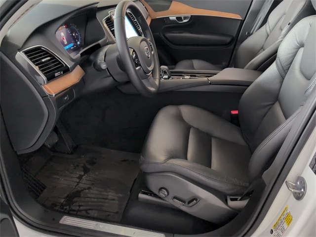 2024 Volvo XC90 Plus photo 6