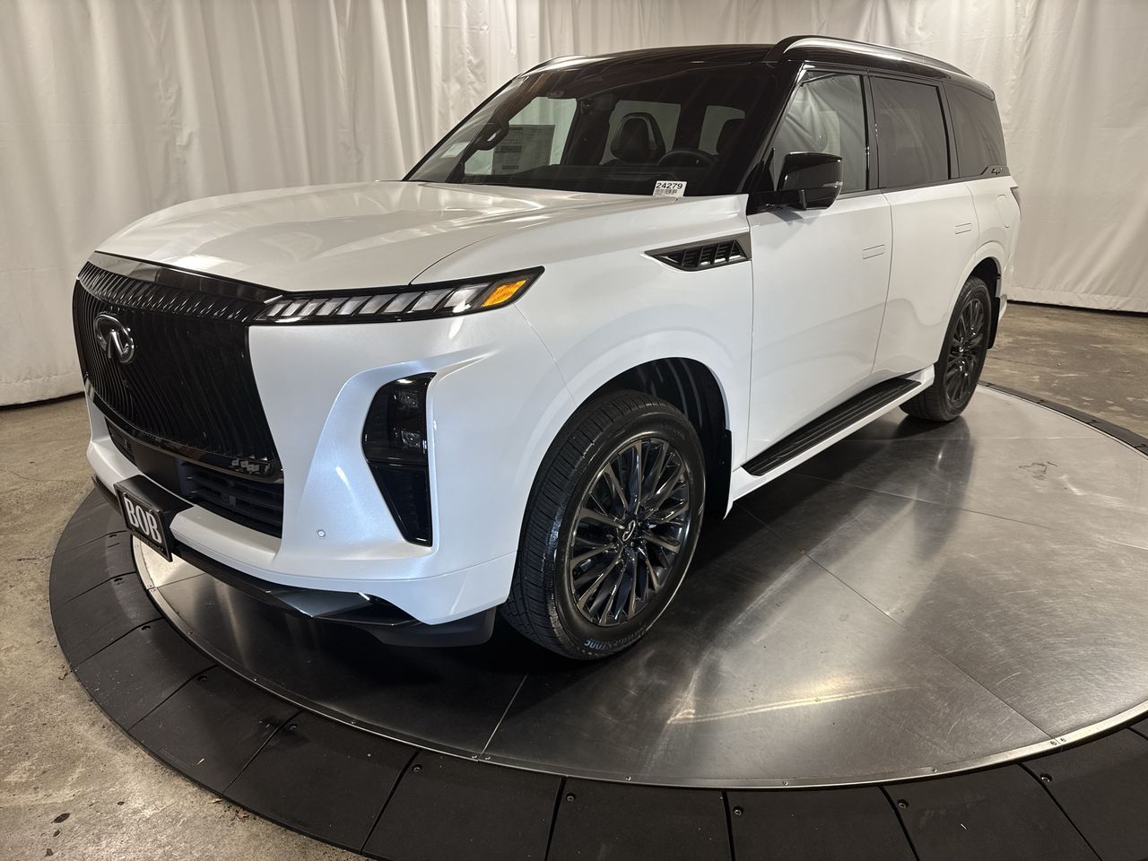 2026 INFINITI QX80 Autograph's photo