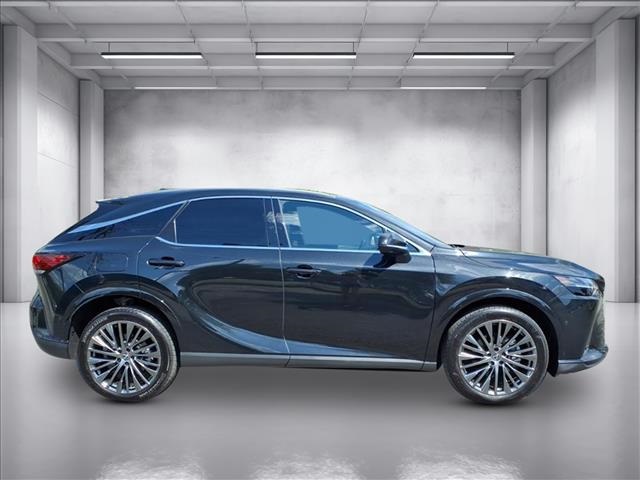 2024 Lexus RX 450h Luxury photo 2