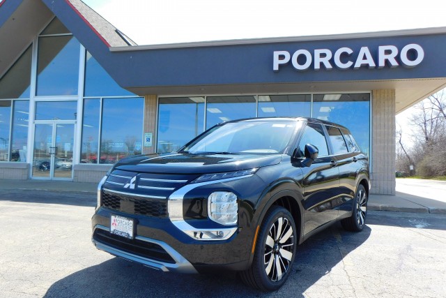 New 2025 Mitsubishi Outlander Platinum Edition Sport Utility in