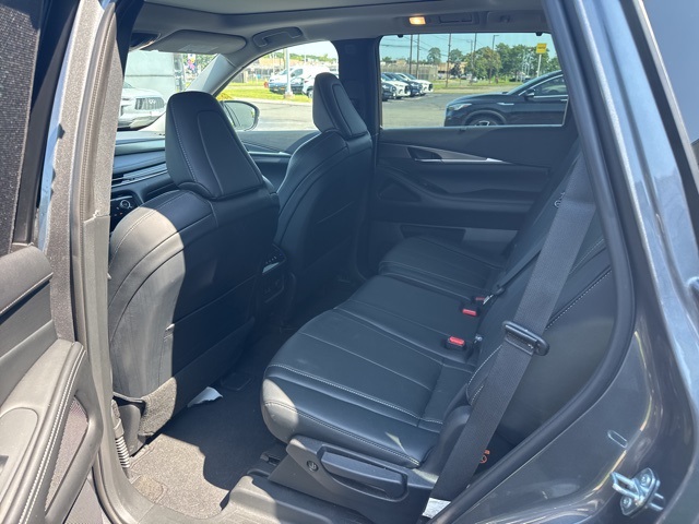 2023 Infiniti QX60 Luxe photo 11