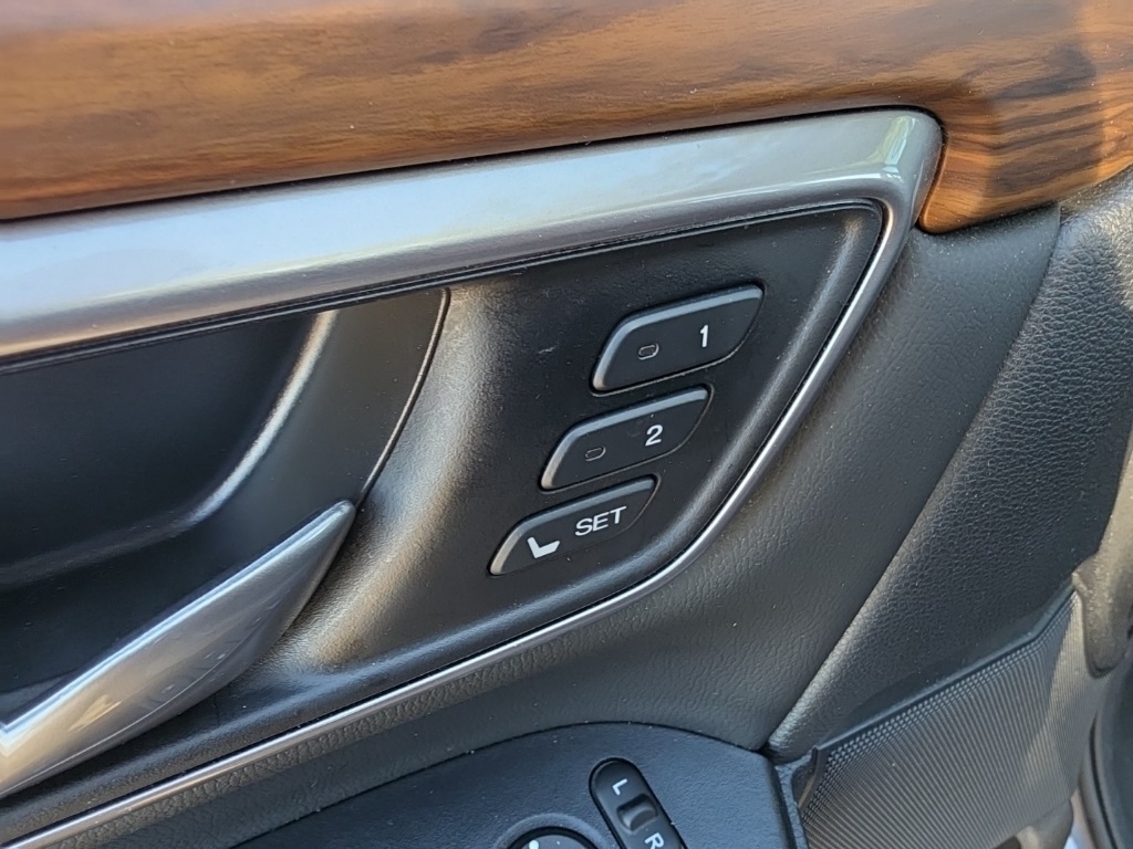 2022 Honda CR-V Hybrid EX-L photo 23