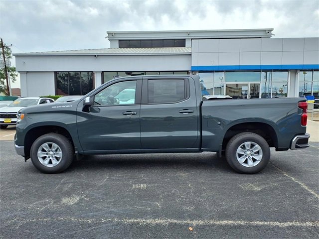 2025 Chevrolet Silverado 1500 LT photo 9
